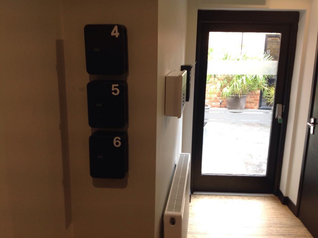 Rooms @ Number Six オークハム エクステリア 写真